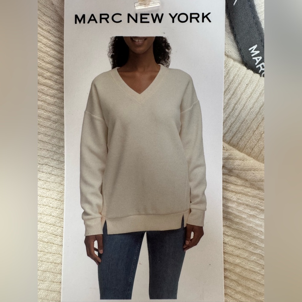 NWT Marc New York Women's Cozy Ribbed V Neck Long Sleeves Pullover Top